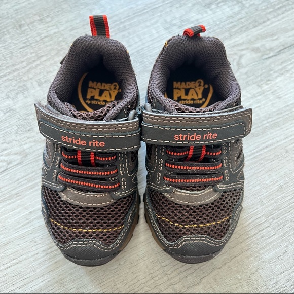 Stride Rite Made2Play Sneakers - Picture 1 of 6